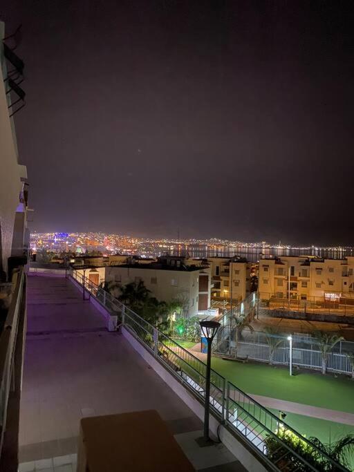 Appartement Seaside House & Free Parking à Eilat Extérieur photo