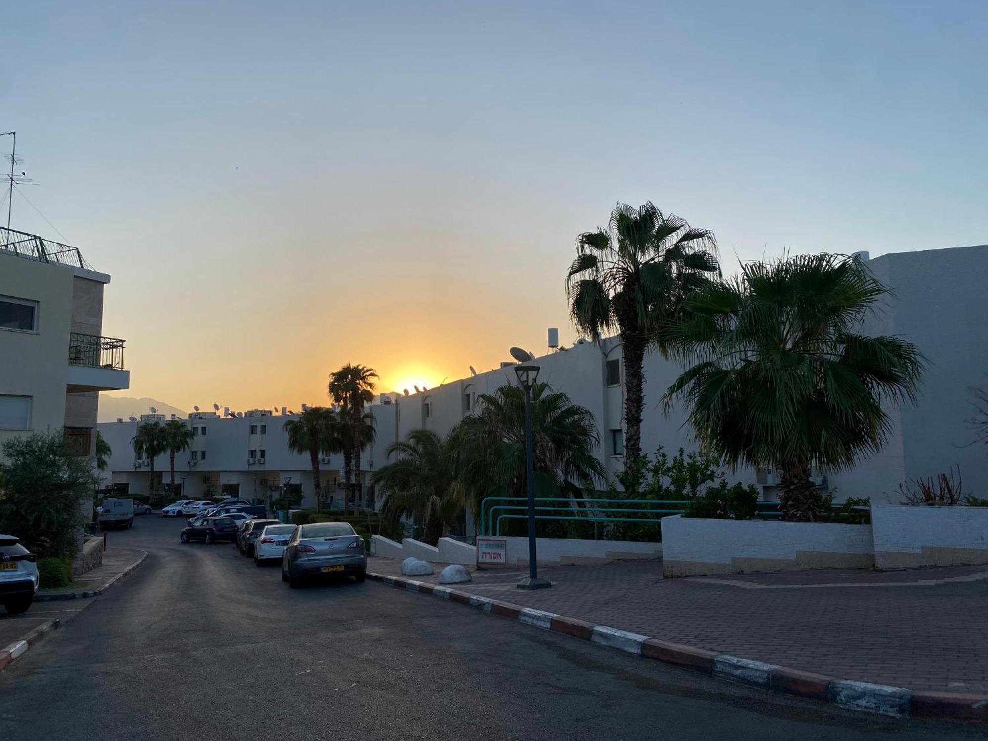 Appartement Seaside House & Free Parking à Eilat Extérieur photo